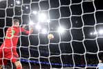 La verdadera y desconocida historia de unos penaltis que sanan a Modric, elevan a Kepa y refuerzan al vídeo