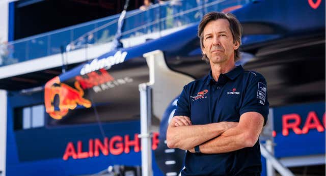 Marcelino Botín analiza los secretos del nuevo Alinghi Red Bull