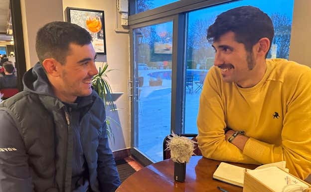 Alex Aranburu, durante su entrevista con Relevo.  MOVISTAR TEAM