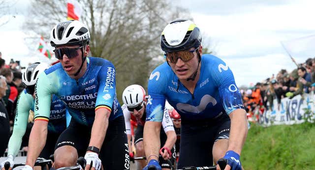 El examen más duro del alumno gallego del Movistar Team: «Es una esponja»
