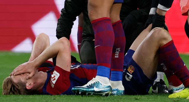 Cinco opciones para sustituir a De Jong en LALIGA FANTASY