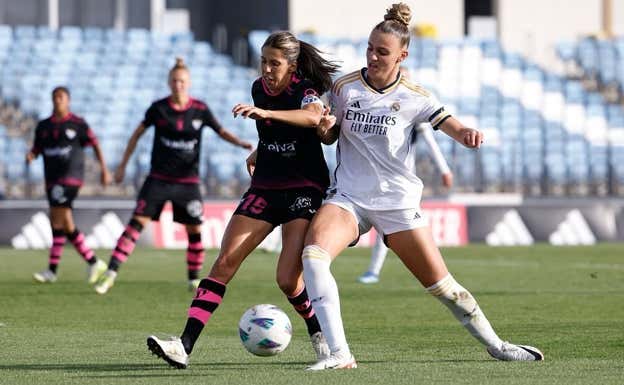 Marisa en su debut ante el Sporting Huelva.  REAL MADRIDv