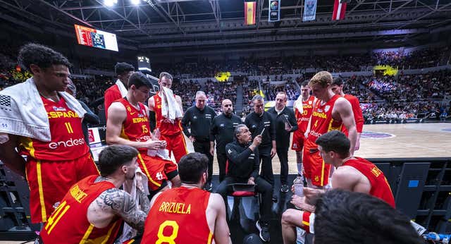 Un carné de socio gratuito para impulsar el baloncesto español