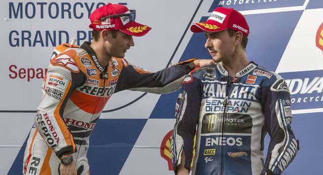 El camino de Pedrosa y Lorenzo para subirse al ring a darse ‘guantazos’: «Yo también pillaré, pero mientras él pille también…»