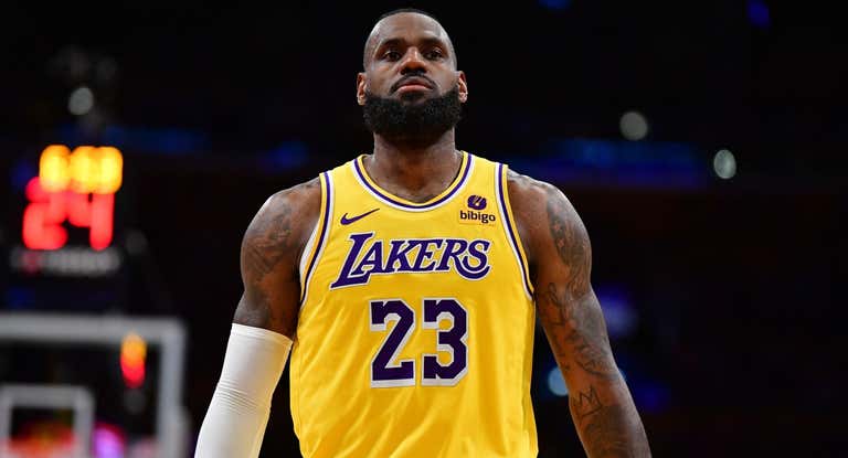 Los Lakers están a un encuentro de volver a ser barridos.