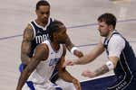 Luka Doncic se aprovecha de un Kawhi Leonard a medio gas y desquicia a los Clippers entre tangana y tangana
