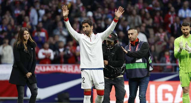 Raúl García y un homenaje completo en ‘casa’