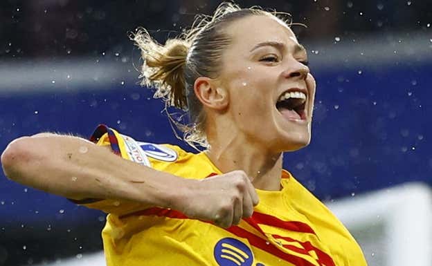 Fridolina Rolfö celebra su gol, con gran emoción, ante el Chelsea.  GETTY