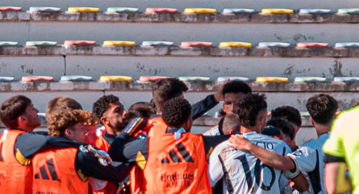 El Real Madrid Castilla, celebrando un triunfo./REAL MADRID