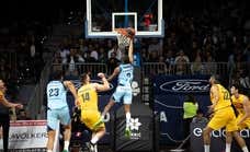 MoraBanc Andorra seguirá en la ACB tras tumbar a un Barça frustrado por dos descalificaciones