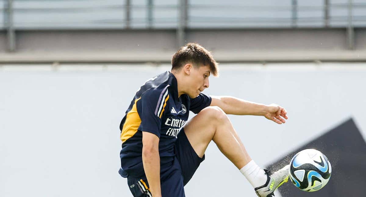 Arda Güler, en un entrenamiento con el Real Madrid.