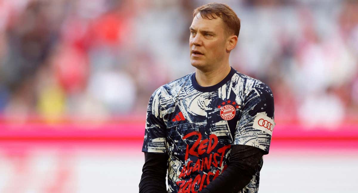 Manuel Neuer, durante un calentamiento del Bayern de Múnich./REUTERS