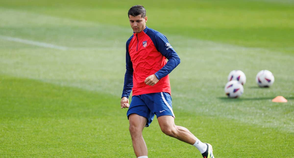 Álvaro Morata entrenando con el Atlético de Madrid. /EFE