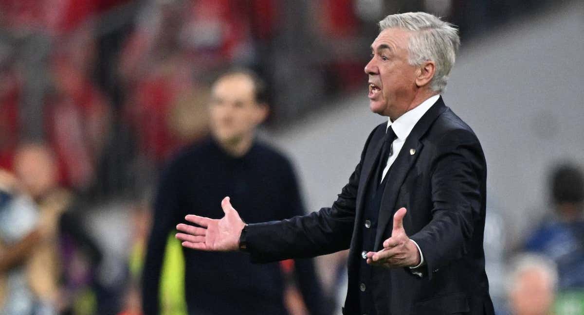 Ancelotti, durante el Bayern-Real Madrid disputado en el Allianz Arena. /AFP