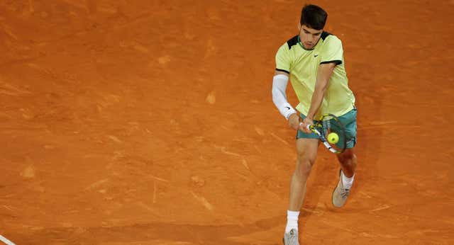 Rublev manda a casa a un cansado Alcaraz y deja el Open sin españoles
