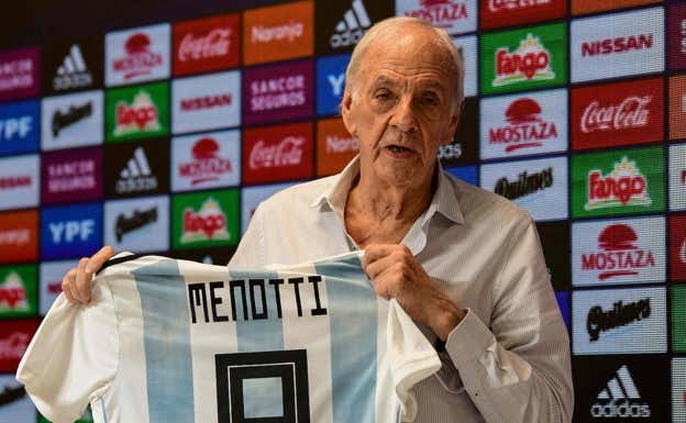 Menotti, en una conferencia de prensa en 2019.  AFP