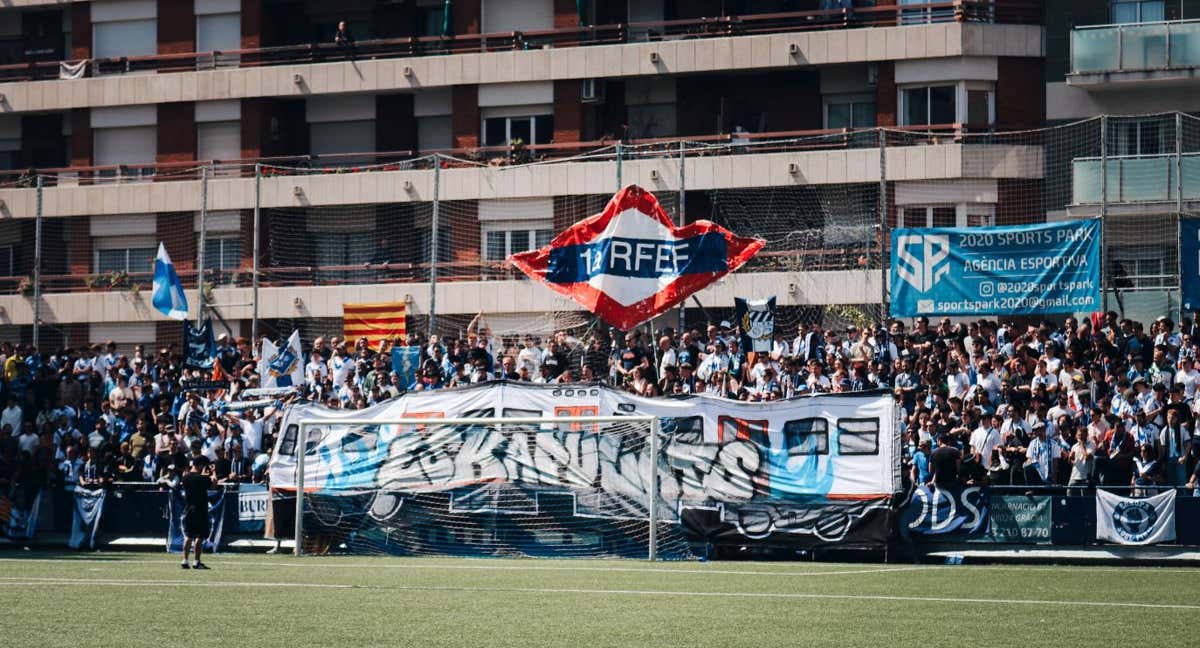 El Tifo M S Espectacular De La Jornada Se Vio En Una Grada De Segunda Rfef Relevo