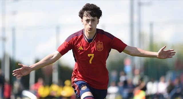 La lista de España Sub-17: monopolio de Barça y Madrid, el ‘morbo’ de Oyono, escaparate para Paulo Iago…