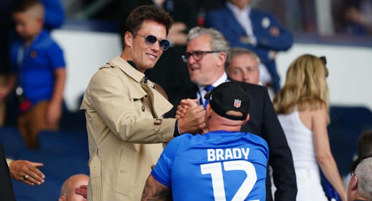 Tom Brady, en el palco, en un partido del Birmingham City./REUTERS