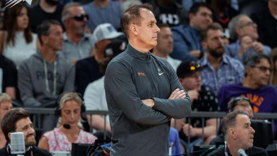 Frank Vogel ya no es el entrenador./Suns