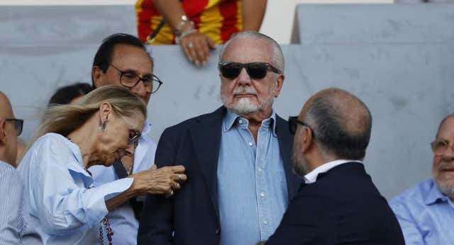 El Nápoles pide un surrealista aplazamiento por superstición… y la Serie A lo acepta