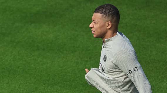 Mbappé, durante un entrenamiento esta temporada. /EFE