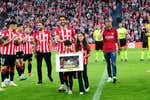 El último adiós a Raúl García: Doble pasillo y el 'regalo' de dos grandes amigos