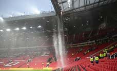Una tormenta expone las carencias de Old Trafford: cascadas, inundaciones y falta de reformas