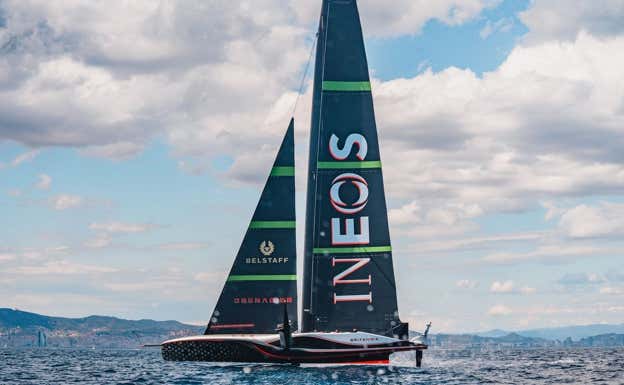 El Ineos Britannia.  AMERICA`S CUP