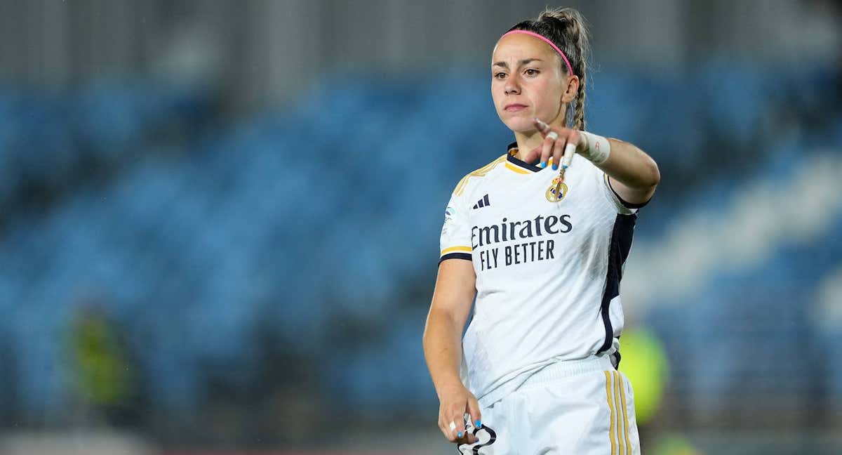 Athenea del Castillo, durante un partido del Real Madrid.