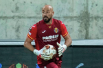 Pepe Reina no piensa en la retirada aunque el Villarreal no le renueve