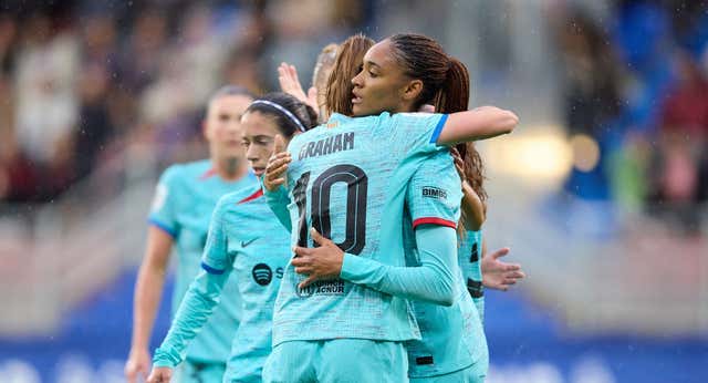 El Barça doblega al Eibar y ya calienta motores para la final de la Copa de la Reina