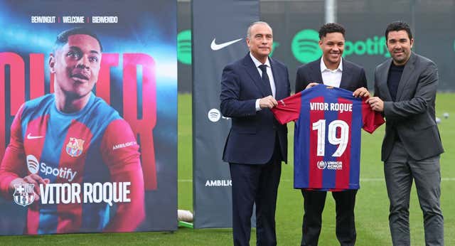 La subasta por Vitor Roque cinco meses después confirma el «suicidio deportivo» que ya advertían en el propio Barça