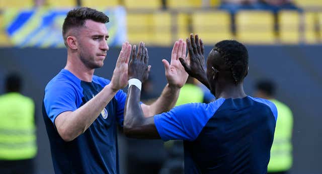Al-Nassr y Laporte, abiertos a una salida en verano con su vuelta a Europa en mente
