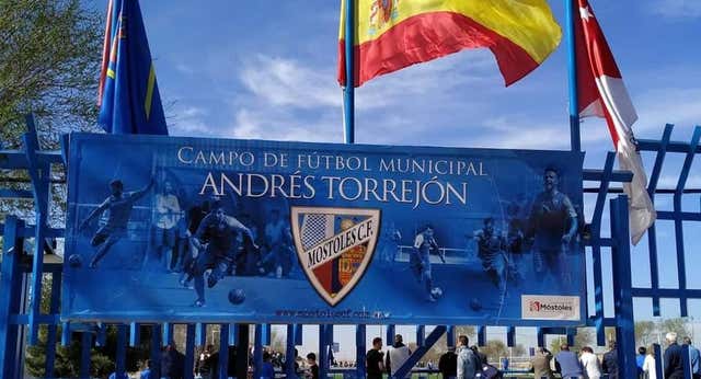 Muere un jugador del Móstoles CF de manera repentina mientras se entrenaba