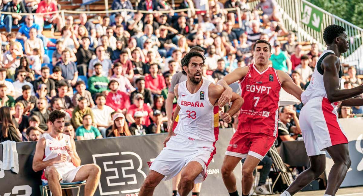 Javi Beirán durante el partido ante Egipto.