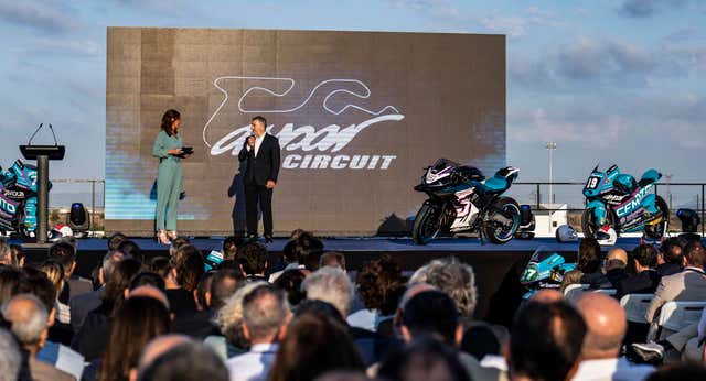 Aspar erige su legado en el circuito en el que se estrenó hace 45 años