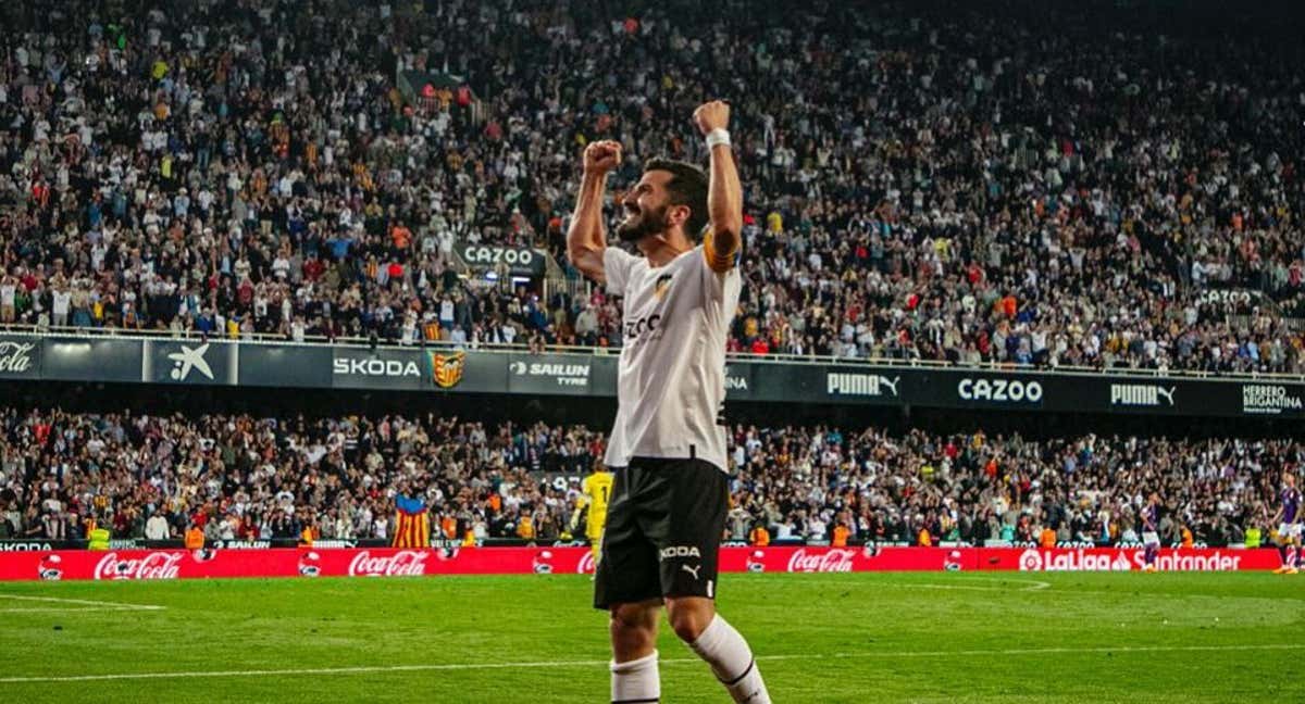 José Gayà en Mestalla.
