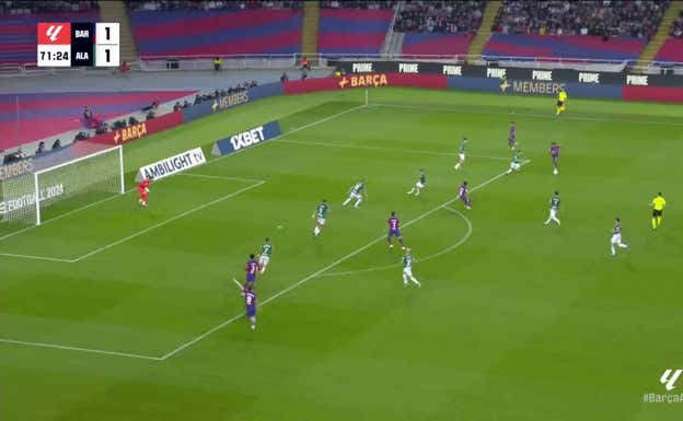 La historia de Lewandowski y Lamine en dos fotografías que explican el ascenso de la joya de La Masia