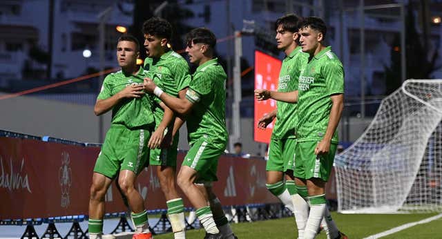 Álvaro Gómez mete al Betis en la final de la Copa de Campeones… y en Europa