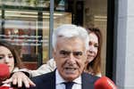 La RFEF acepta vivir bajo la supervisión de la 'Comisión Del Bosque' y el CSD no suspende a Pedro Rocha