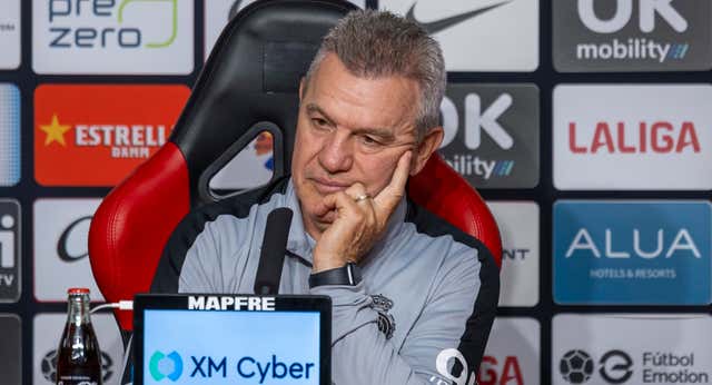 Las últimas horas de Javier Aguirre en el banquillo del Mallorca: “No paro de ver a los jugadores y llorar, es difícil”
