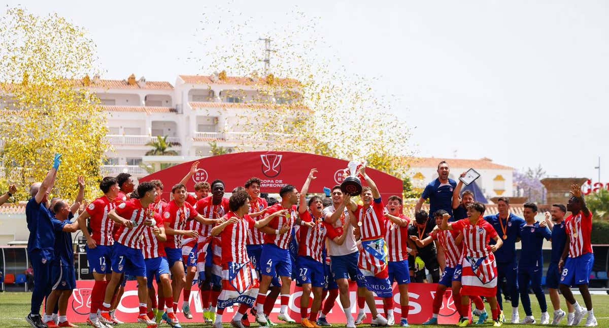 El Juvenil A del Atlético, campeón de la Copa de Campeones./ATLÉTICO