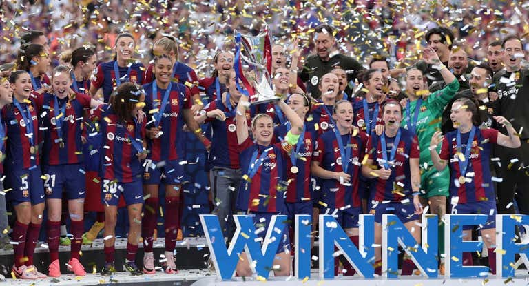 El Barça levanta su tercera corona europea.