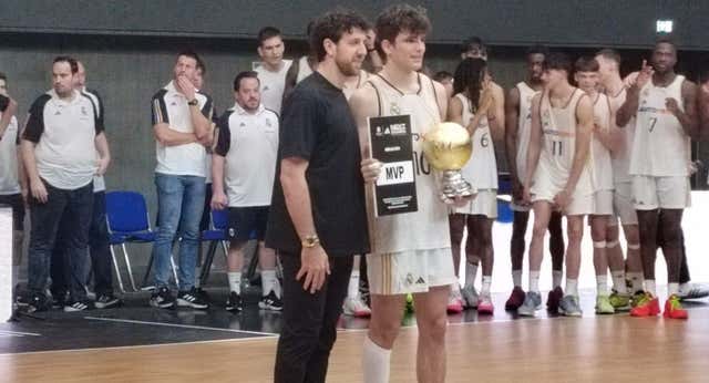 El Real Madrid presume de la joya de su corona con Hugo González y conquista la Euroliga junior por quinta vez
