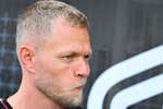 Kevin Magnussen, el rey de las sanciones que comparó a Fernando Alonso con Neymar: «Se cree Dios, que se retire ya»