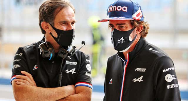 El hombre que compartió box con Valentino Rossi y Fernando Alonso: «Con Alonso sentí que estaba trabajando con alguien que nunca había ganado nada»