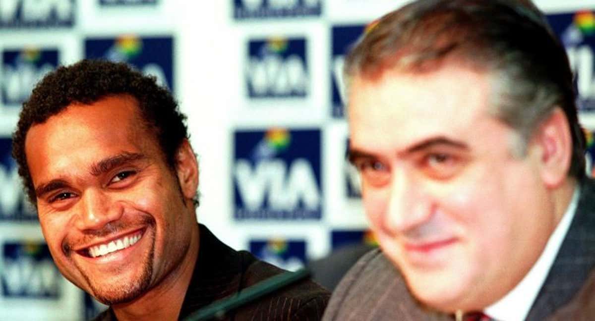 Karembeu y Lorenzo Sanz, el día de su presentación. /Miguel Berrocal