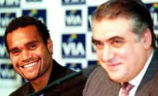 El día en el que el periodista firmante se convirtió en 'intermediario' del fichaje de Karembeu por el Real Madrid