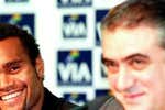 El día en el que el periodista firmante se convirtió en 'intermediario' del fichaje de Karembeu por el Real Madrid